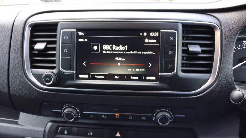 VAUXHALL VIVARO F2900 DYNAMIC L1 SWB IN BLACK WITH AIR CONDITIONING,PARKING SENSORS,CRUISE CONTROL AND MORE - 2938 - 18