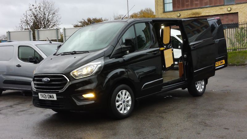 FORD TRANSIT CUSTOM 280 LIMITED L1 SWB IN BLACK WITH AIR CONDITIONING,PARKING SENSORS AND MORE *** SOLD *** - 2951 - 2
