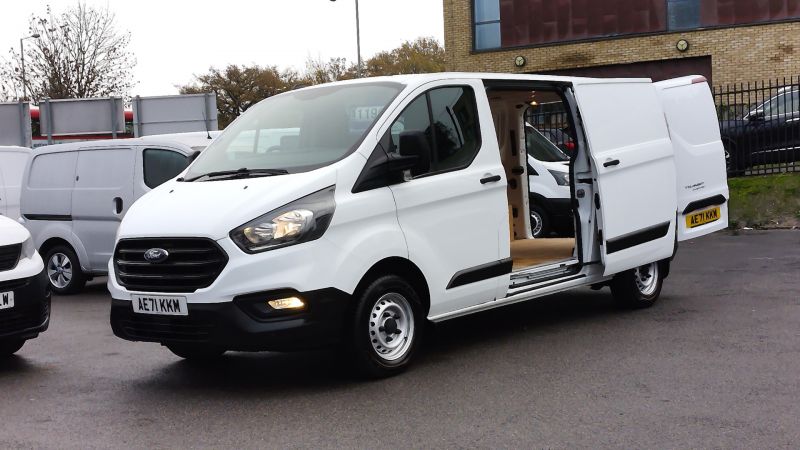 FORD TRANSIT CUSTOM 300 LEADER ECOBLUE L2 LWB WITH AIR CONDITIONING,PARKING SENSORS,6 SPEED AND MORE - 2941 - 1