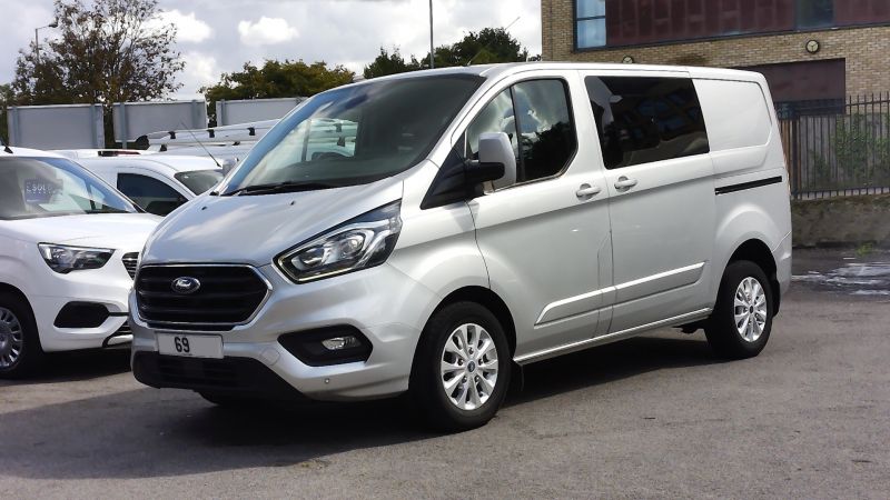 FORD TRANSIT CUSTOM 320 LIMITED L1 SWB 6 SEATER DOUBLE CAB COMBI CREW VAN WITH AIR CONDITIONING,PARKING SENSORS,ALLOYS,HEATED SEATS AND MORE - 2914 - 2