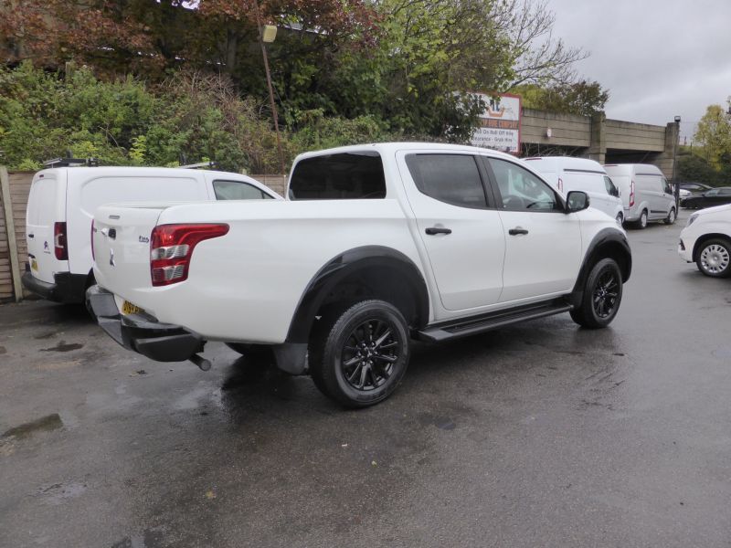 MITSUBISHI L200 2.4 DI-D 181 CHALLENGER DCB PICKUP  AUTOMATIC IN WHITE ,  ULEZ COMPLIANT , AIR CONDITIONING , LEATHER , JUST ARRIVED **** £19995 + VAT **** - 2534 - 5