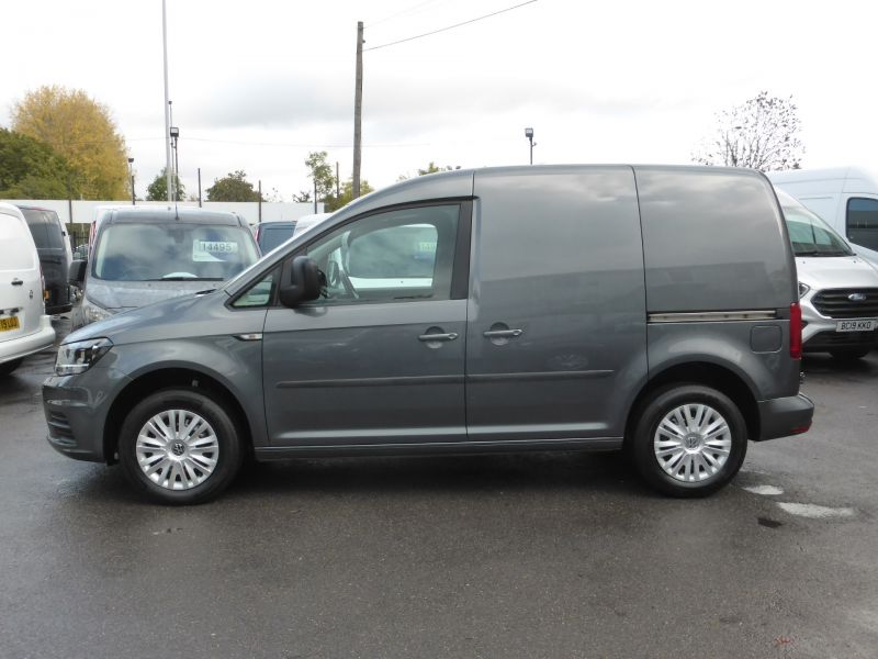 VOLKSWAGEN CADDY C20 TDI TRENDLINE SWB IN GREY WITH AIR CONDITIONING,PARKING SENSORS,DAB RADIO AND MORE - 2533 - 9
