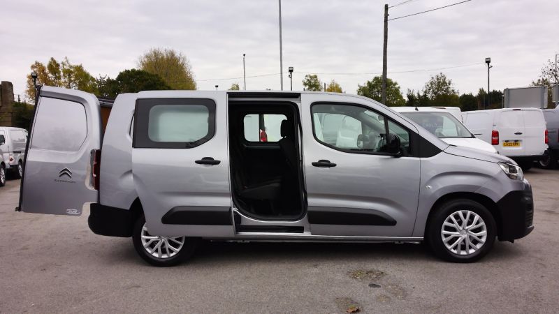CITROEN BERLINGO 850 ENTERPRISE PRO LWB 5 SEATER DOUBLE CAB COMBI VAN,ONLY 40.000 MILES,SAT NAV,REAR CAMERA,AIR CONDITIONING,PARKING SENSORS AND MORE - 2935 - 10