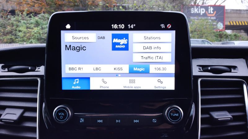 FORD TRANSIT CUSTOM 300 LIMITED ECOBLUE L1 SWB IN GREY WITH 49.000 MILES,AIR CONDITIONING,PARK ASSIST CAMERA,PARKING SENSORS,ALLOYS AND MORE *** SOLD *** - 2944 - 15