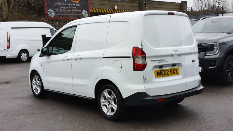 FORD TRANSIT COURIER LIMITED 1.5 TDCI WITH AIR CONDITIONING,ALLOY'S,PARKING SENSORS AND MORE - 2977 - 5