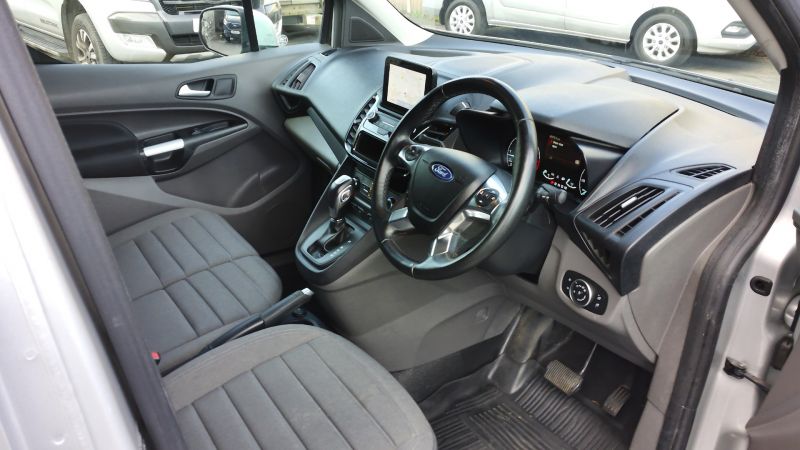FORD TRANSIT CONNECT 240 LIMITED L2 LWB AUTOMATIC IN SILVER,SAT NAV,AIR CONDITIONING,PARK ASSIST CAMERA AND MORE  - 2952 - 12