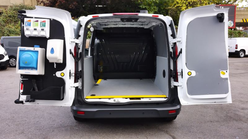 FORD TRANSIT CONNECT 220 L1 SWB EURO 6,AIR CONDITIONING,FRONT+REAR PARKING SENSORS,PARK ASSIST CAMERA  AND MORE *** SOLD *** - 2934 - 8