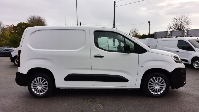 CITROEN BERLINGO 650 ENTERPRISE M BLUEHDI WITH ONLY 52.000 MILES,AIR CONDITIONING,ELECTRIC PACK,SENSORS,BLUETOOTH AND MORE - 2940 - 9