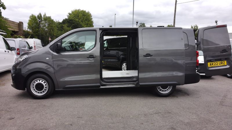 PEUGEOT EXPERT 1400 PROFESSIONAL PREMIUM 2.0 B-HDI 145PS L2 LWB IN GREY.AIR CONDITIONING,SECURITY LOCKS AND MORE - 2908 - 9