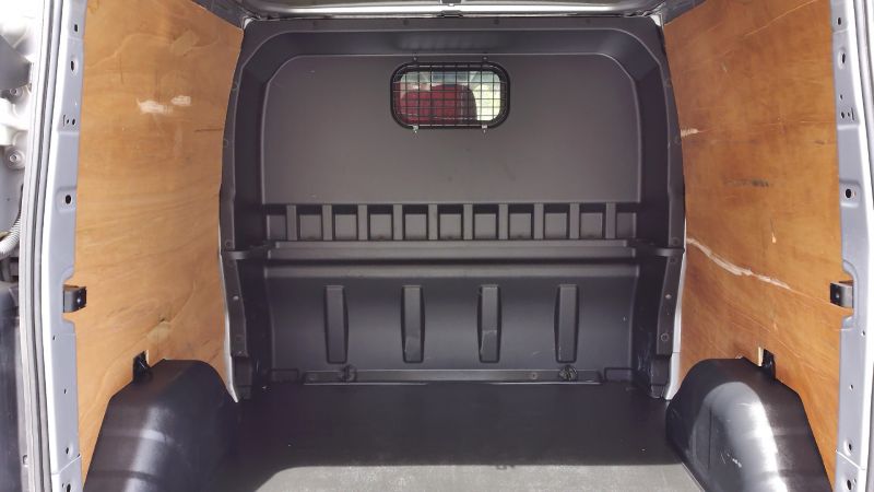 FORD TRANSIT CUSTOM 320 LIMITED L2 LWB AUTOMATIC 6 SEATER DOUBLE CAB COMBI CREW VAN IN SILVER WITH AIR CONDITIONING AND MORE *** SOLD *** - 2859 - 24