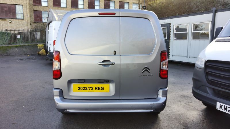 CITROEN BERLINGO 950 DRIVER PRO EDITION XL 8 SPEED AUTOMATIC,SAT NAV,REAR PARK ASSIST CAMERA,AIR CONDITIONING,DAB RADI AND MORE - 2968 - 5