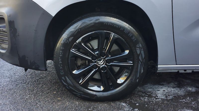 CITROEN BERLINGO 950 DRIVER PRO EDITION XL 8 SPEED AUTOMATIC,SAT NAV,REAR PARK ASSIST CAMERA,AIR CONDITIONING,DAB RADI AND MORE - 2968 - 9