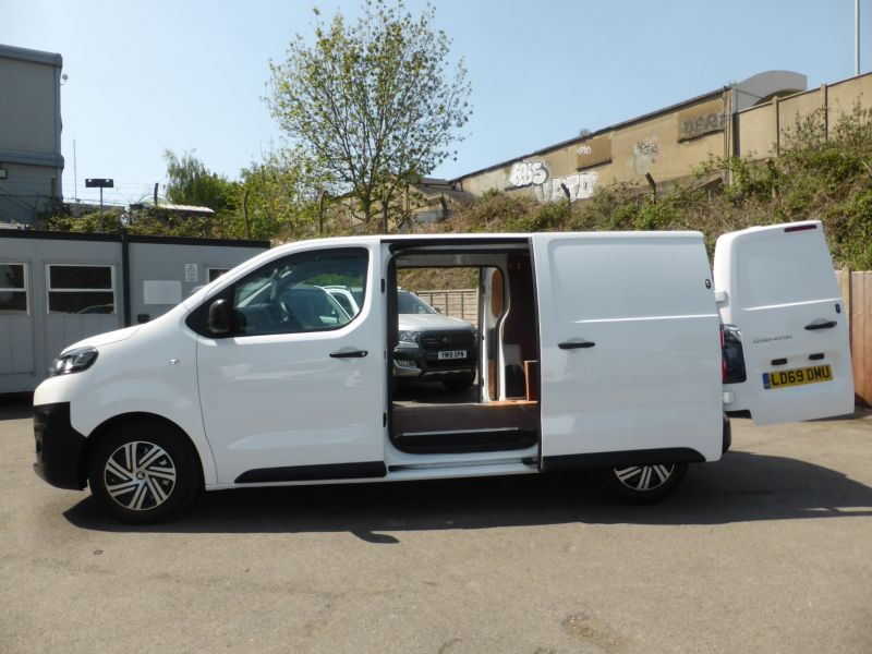 CITROEN DISPATCH M 1000 ENTERPRISE BLUEHDI WITH ONLY 41.000 MILES,AIR CONDITIONING,PARKING SENSORS,6 SPEED AND MORE *** SOLD *** - 2819 - 11