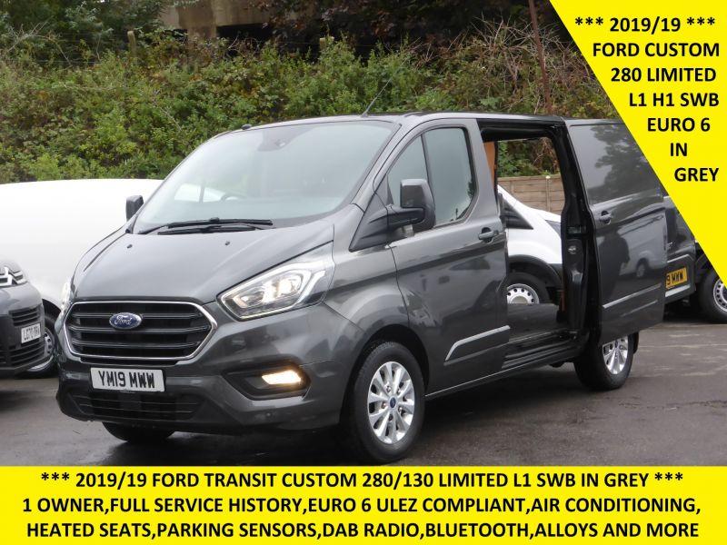 FORD TRANSIT CUSTOM 280/130 LIMITED L1 SWB IN GREY WITH AIR CONDITIONING,PARKING SENSORS AND MORE - 2523 - 2