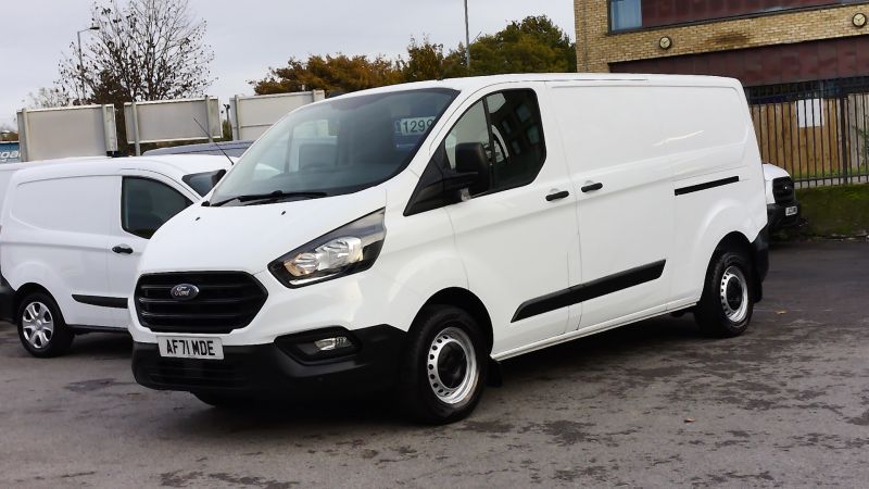 FORD TRANSIT CUSTOM 300 LEADER ECOBLUE L2 LWB WITH ONLY 58.000 MILES,AIR CONDITIONING,PARKING SENSORS,6 SPEED AND MORE - 2939 - 20