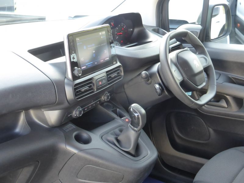 PEUGEOT PARTNER 1000 PROFESSIONAL L1 SWB IN GREY WITH AIR CONDITIONING,PARKING SENSORS AND MORE - 2532 - 11