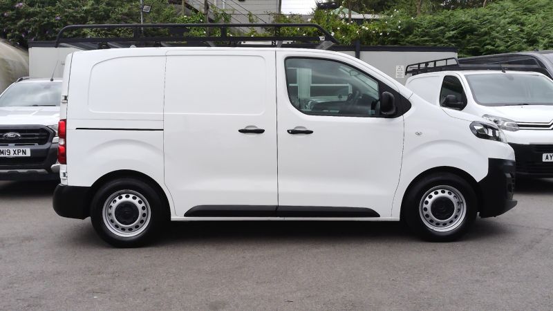 CITROEN DISPATCH XS 1000 ENTERPRISE BLUEHDI WITH ONLY 49.000 MILES,AIR CONDITIONING,PARKING SENSORS,DAB RADIO,6 SPEED AND MORE - 2878 - 12