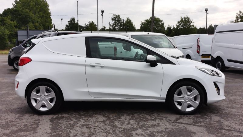 FORD FIESTA VAN 1.5 TDCI IN WHITE,AIR CONDITIONING,PARKING SENSORS,DAB RADIO AND MORE - 2893 - 9