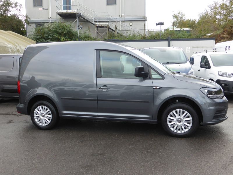 VOLKSWAGEN CADDY C20 TDI TRENDLINE SWB IN GREY WITH AIR CONDITIONING,PARKING SENSORS,DAB RADIO AND MORE - 2533 - 8