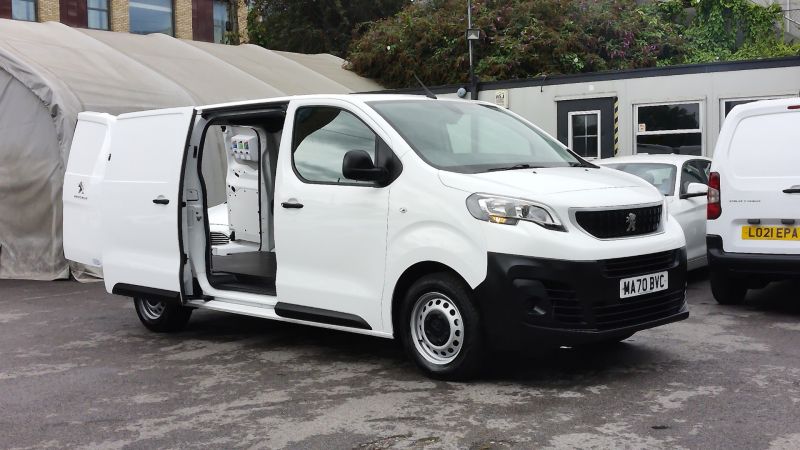 PEUGEOT EXPERT 1000 PROFESSIONAL BLUEHDI WITH AIR CONDITIONING,PARKING SENSORS,SECURITY LOCKS  AND MORE  *** SOLD *** - 2900 - 20