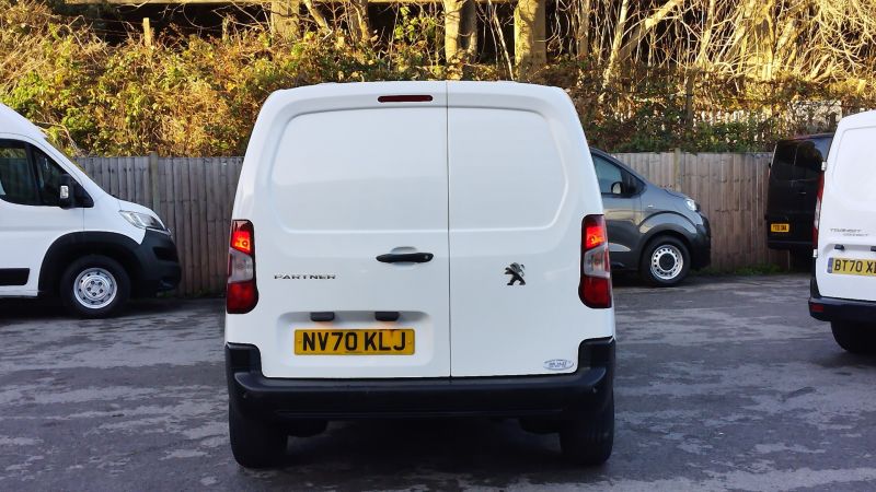 PEUGEOT PARTNER 1.5 BLUEHDI PROFESSIONAL L1 SWB WITH AIR CONDITIONING,PARKING SENSORS,DAB RADIO AND MORE *** SOLD *** - 2957 - 6