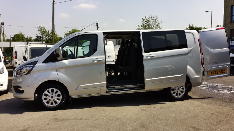 FORD TRANSIT CUSTOM 320 LIMITED L2 LWB AUTOMATIC 6 SEATER DOUBLE CAB COMBI CREW VAN IN SILVER WITH AIR CONDITIONING AND MORE - 2859 - 11