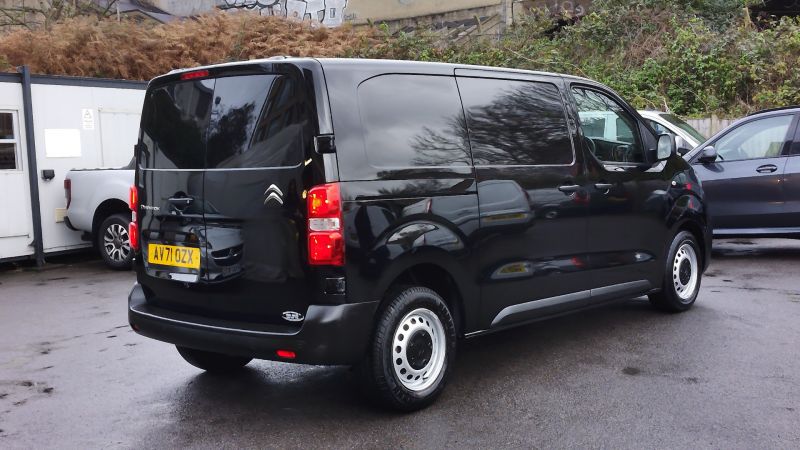 CITROEN DISPATCH 1400 ENTERPRISE PRO 2.0 B-HDI 145PS IN BLACK ONLY 45.000 MILES,AIR CONDITIONING,PARKING SENSORS AND MORE - 2953 - 7