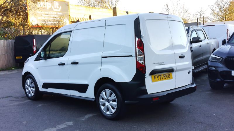 FORD TRANSIT CONNECT 220 BASE L1 SWB WITH ONLY 53.000 MILES,SAT NAV,PARK ASSIST CAMERA,PARKING SENSORS,DAB RADIO AND MORE - 2955 - 6