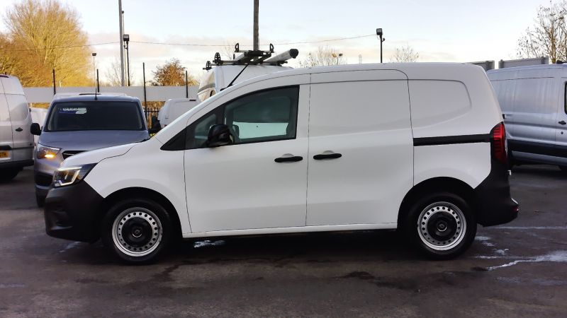 RENAULT KANGOO ML19 DCI START L1 SWB WITH ONLY 42.000 MILES,AIR CONDITIONING,PARKING SENSORS,6 SPEED AND MORE - 2961 - 8