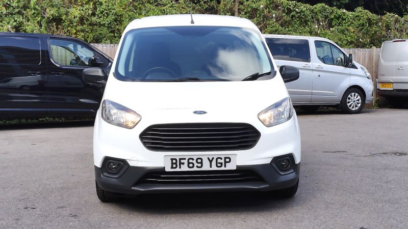 FORD TRANSIT COURIER TREND 1.5 TDCI WITH AIR CONDITIONING,6 SPEED,ELECTRIC MIRRORS,BLUETOOTH AND MORE - 2915 - 21