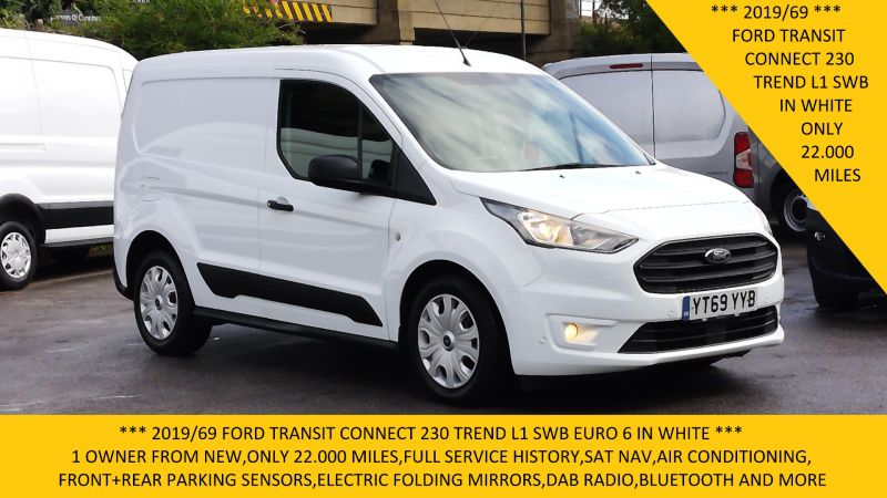 Used FORD TRANSIT CONNECT in Surbiton, Surrey for sale