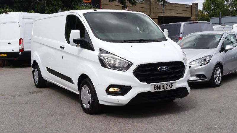 FORD TRANSIT CUSTOM 300 TREND L2 H1 LWB WITH AIR CONDITIONING,PARKING SENSORS,CRUISE CONTROL,BLUETOOTH AND MORE - 2885 - 22