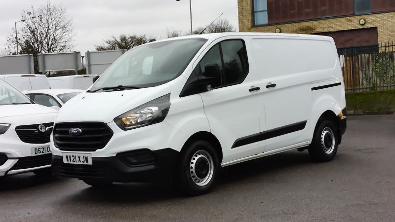 FORD TRANSIT CUSTOM 300 LEADER ECOBLUE L1 SWB WITH AIR CONDITIONING,PARKING SENSORS,DAB RADIO,6 SPEED AND MORE - 2958 - 3