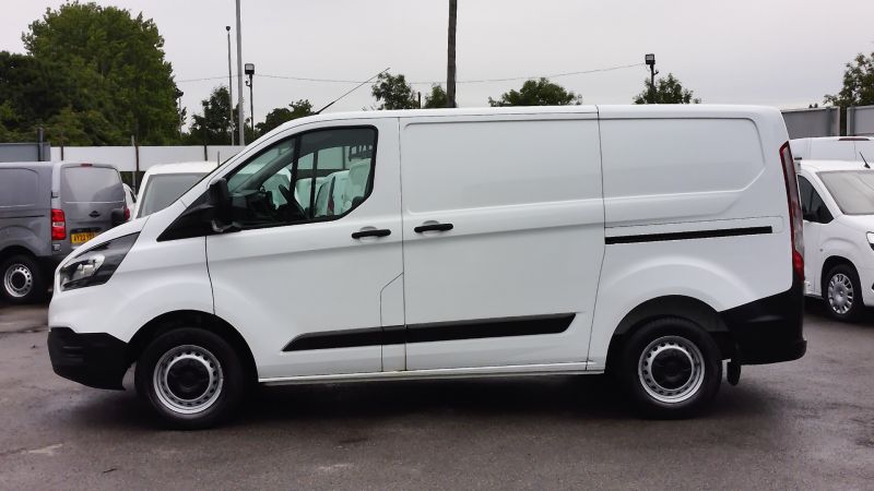 FORD TRANSIT CUSTOM 300 LEADER ECOBLUE L1 SWB WITH AIR CONDITIONING,PARKING SENSORS,BLUETOOTH,6 SPEED AND MORE - 2897 - 7