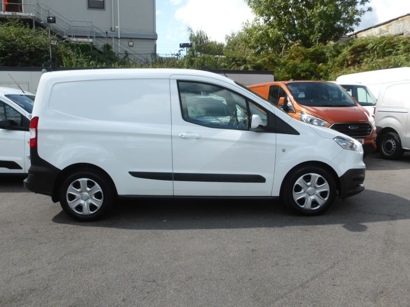 FORD TRANSIT COURIER TREND 1.5 TDCI WITH  ONLY 52.000 MILES,AIR CONDITIONING,PARKING SENSORS AND MORE - 2873 - 3