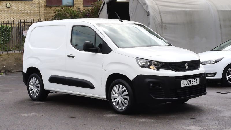 PEUGEOT PARTNER PROFESSIONAL L1 SWB WITH ONLY 37.000 MILES,AIR CONDITIONING,PARKING SENSORS AND MORE - 2892 - 4