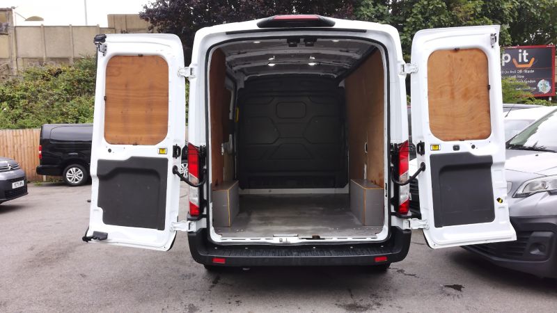 FORD TRANSIT 310 LEADER ECOBLUE L2H2 MWB MEDIUM ROOF WITH SAT NAV,AIR CONDITIONING,HEATED SEATS AND MORE - 2927 - 4