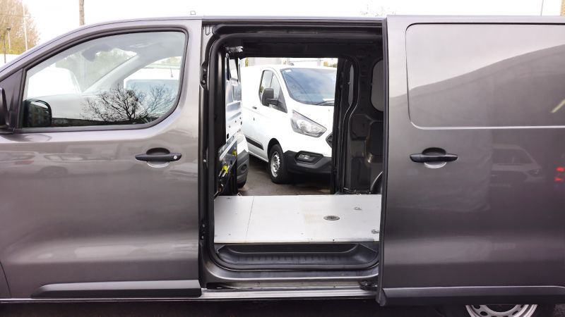 PEUGEOT EXPERT 1400 PROFESSIONAL PREMIUM L2 LWB IN GREY WITH ONLY 41.000 & 48.000 MILES,AIR CONDITIONING AND MORE - 2945 - 22