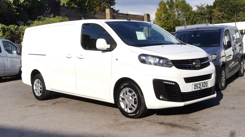 VAUXHALL VIVARO 3100 SPORTIVE L2H1 LWB AUTOMATIC WITH SAT NAV,AIR CONDITIONING,PARKING SENSORS AND MORE - 2925 - 4