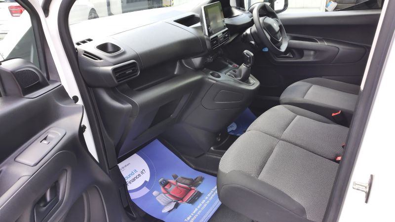 PEUGEOT PARTNER 1.5 BLUEHDI PROFESSIONAL L1 SWB WITH AIR CONDITIONING,PARKING SENSORS,DAB RADIO AND MORE - 2957 - 8
