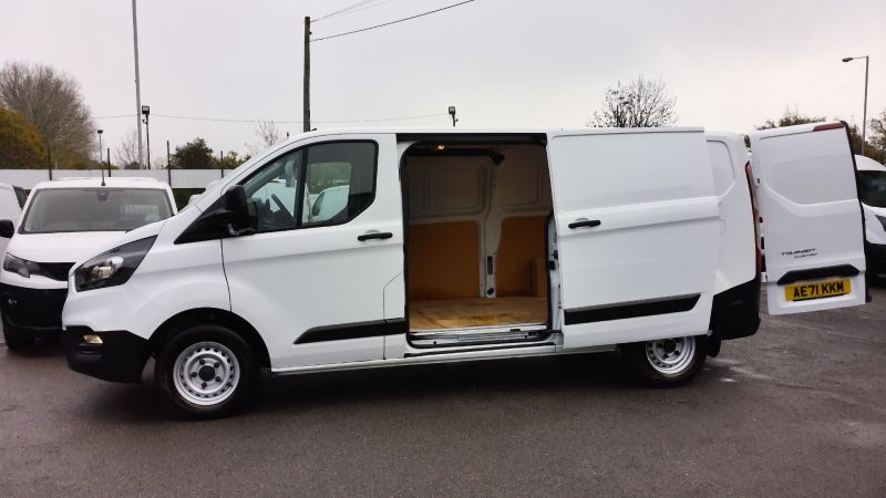 FORD TRANSIT CUSTOM 300 LEADER ECOBLUE L2 LWB WITH AIR CONDITIONING,PARKING SENSORS,6 SPEED AND MORE - 2941 - 9