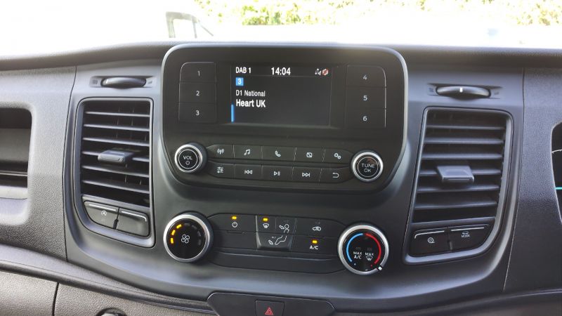FORD TRANSIT CUSTOM 300 LEADER ECOBLUE L1 SWB WITH AIR CONDITIONING,PARKING SENSORS,BLUETOOTH,6 SPEED AND MORE - 2899 - 15