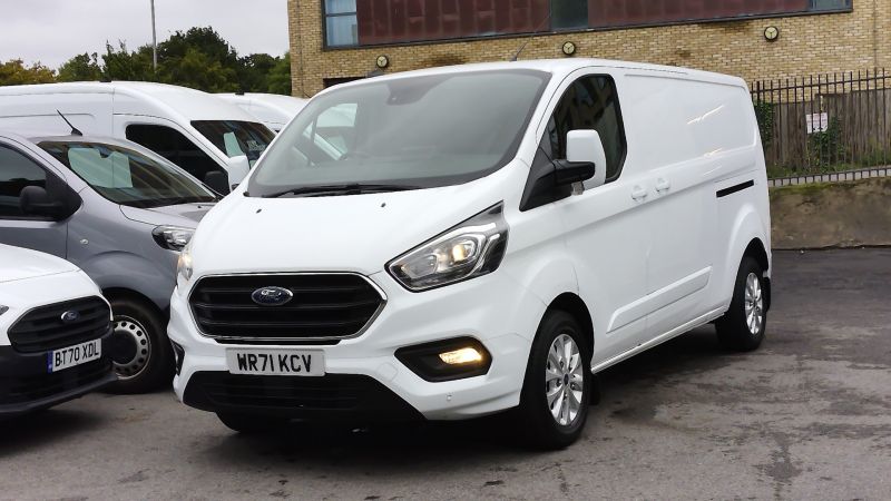 FORD TRANSIT CUSTOM 300 LIMITED ECOBLUE L2 LWB AUTOMATIC WITH AIR CONDITIONING,PARKING SENSORS,HEATED SEATS AND MORE - 2918 - 23