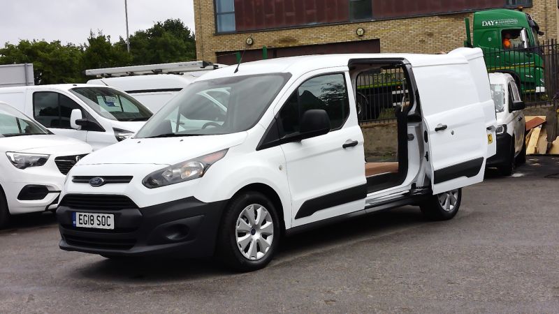 FORD TRANSIT CONNECT 240 L2 LWB WITH ONLY 65.000 MILES,AIR CONDITIONING,PARKING SENSORS,SECURITY LOCKS AND MORE - 2888 - 2