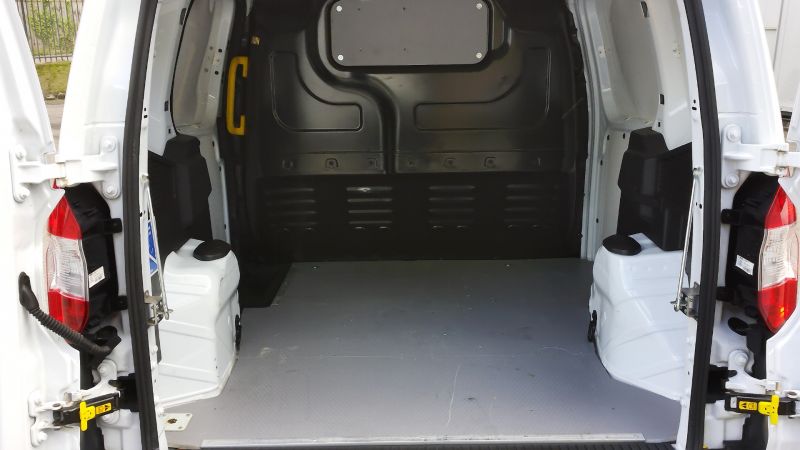 FORD TRANSIT COURIER TREND 1.5 TDCI WITH AIR CONDITIONING,6 SPEED,ELECTRIC MIRRORS,BLUETOOTH AND MORE - 2915 - 19