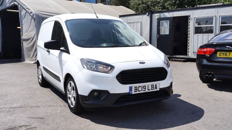FORD TRANSIT COURIER TREND 1.5 TDCI WITH  ONLY 52.000 MILES,AIR CONDITIONING,PARKING SENSORS AND MORE *** SOLD *** - 2873 - 17