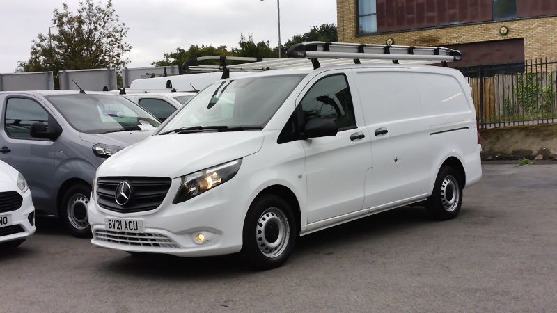 MERCEDES VITO 114 PROGRESSIVE LWB 9G TRONIC AUTOMATIC ONLY 56.000 MILES,SAT NAV,AIR CONDITIONING,CLIMATE CONTROL,REAR CAMERA AND MORE   - 2906 - 4