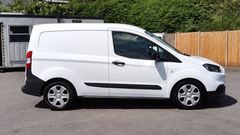 FORD TRANSIT COURIER TREND 1.5 TDCI WITH  ONLY 52.000 MILES,AIR CONDITIONING,PARKING SENSORS AND MORE *** SOLD *** - 2873 - 9