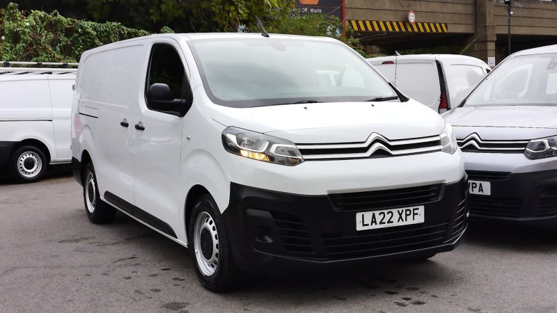 CITROEN DISPATCH XL 1400 ENTERPRISE PRO 2.0 BLUEHDI 145PS IN WHITE WITH AIR CONDITIONING,CRUISE CONTROL,6 SPEED AND MORE - 2932 - 23