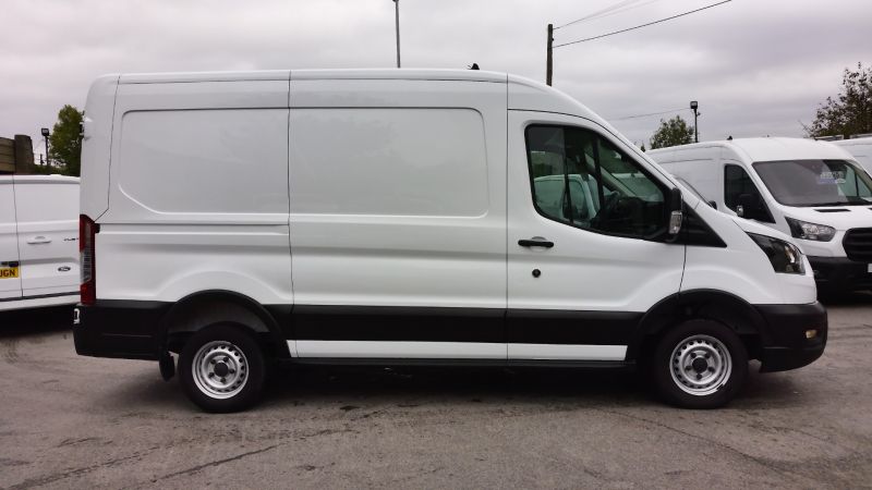 FORD TRANSIT 310 LEADER ECOBLUE L2H2 MWB MEDIUM ROOF WITH ONLY 38.000 MILES,SAT NAV,AIR CONDITIONING,HEATED SEATS AND MORE *** SOLD *** - 2919 - 11